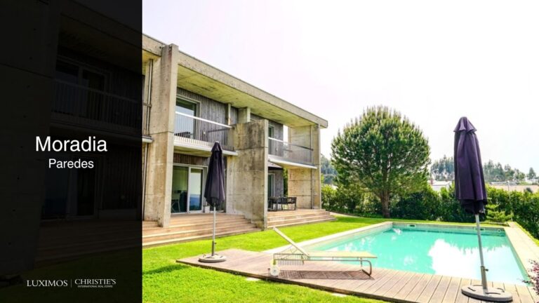 Casas à Venda com Paredes Inovadoras