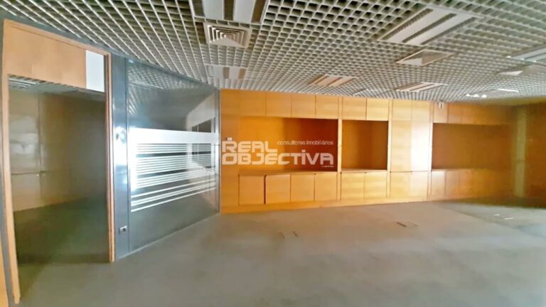 Retomada de Casas pelo Banco em Paços de Ferreira