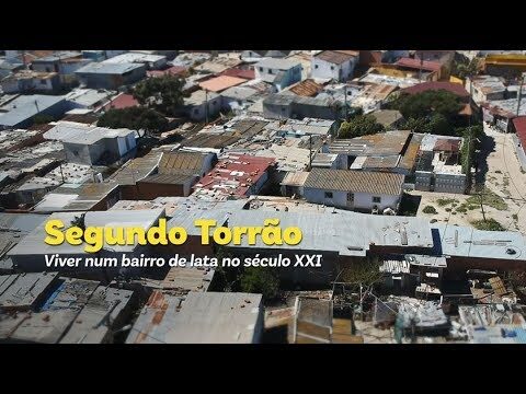 Explorando o Bairro Branco em Almada: Charme e Cultura Local